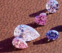 Výroční dražba růžových diamantů